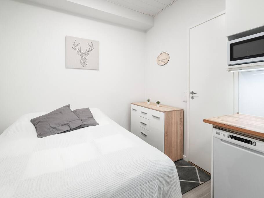 Cozy Roomy Studio Flat Next To Tram Stop @ Kallio Helsinki Exterior foto